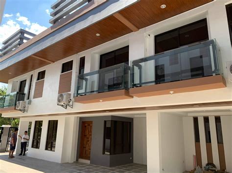 townhouse for sale parañaque.